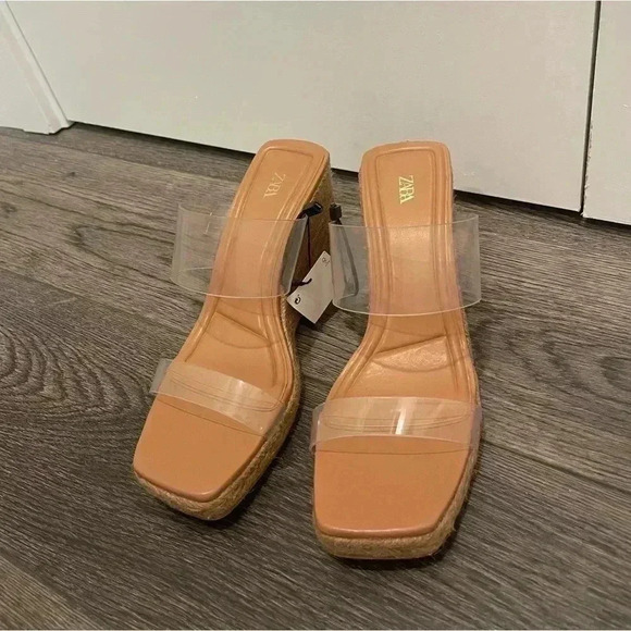 NWT Zara Vinyl Wedges - Picture 1 of 4